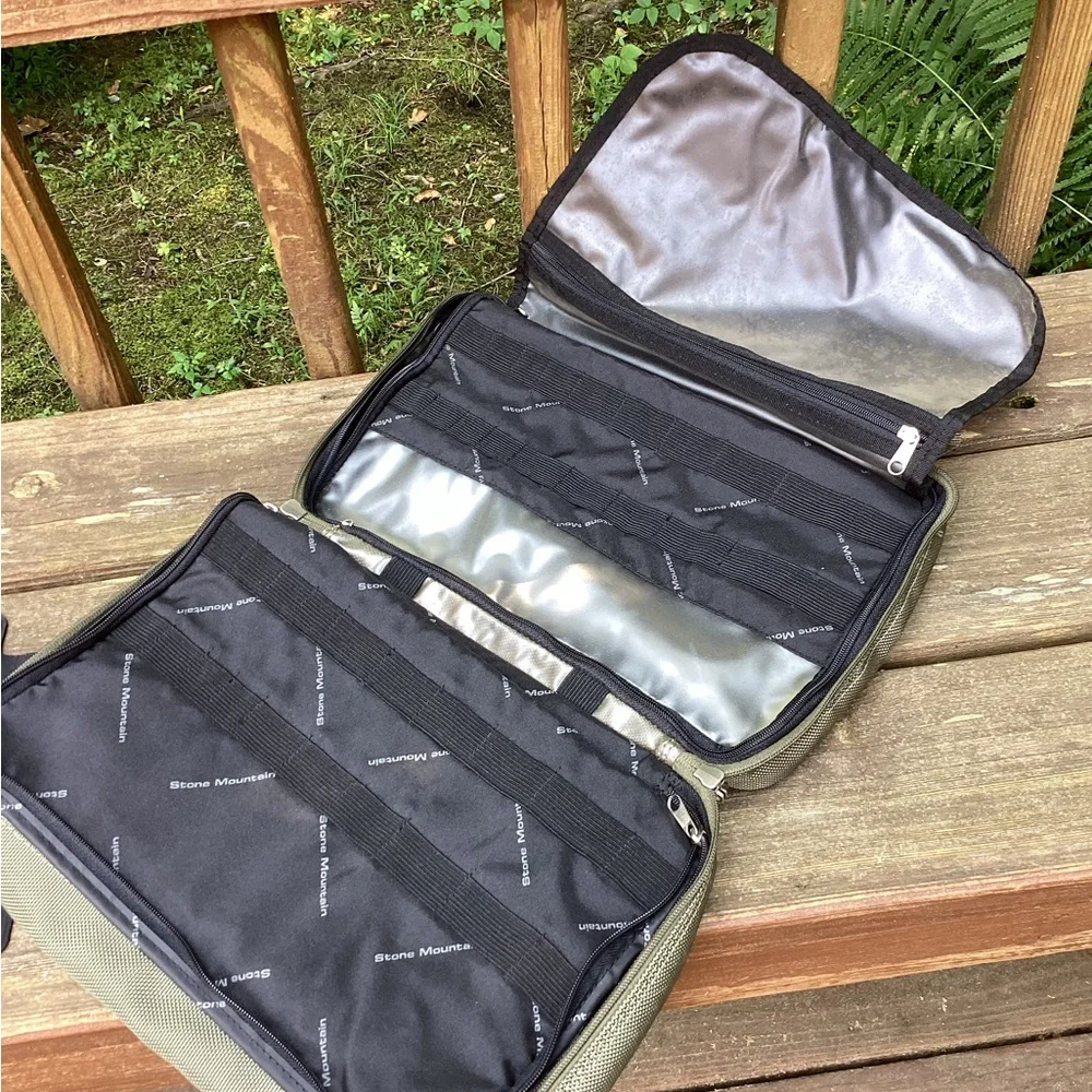 Stone Mountain 🆕WOT travel bag,tons of storage compartments, nylon carry strap